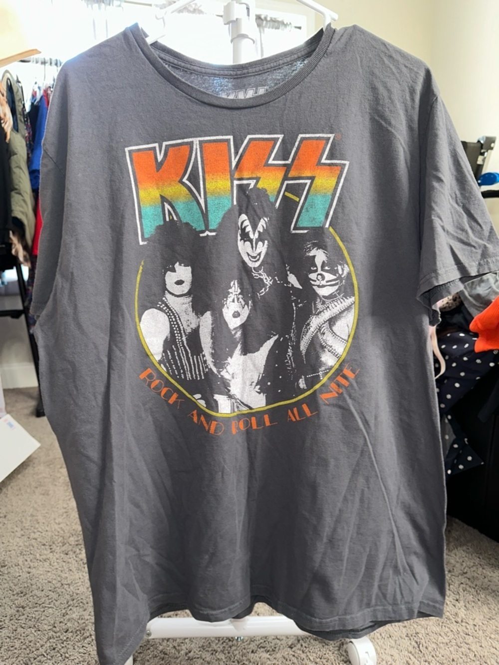Kiss Short Sleeve Tee - Charcoal Gray with Rainbow Logo